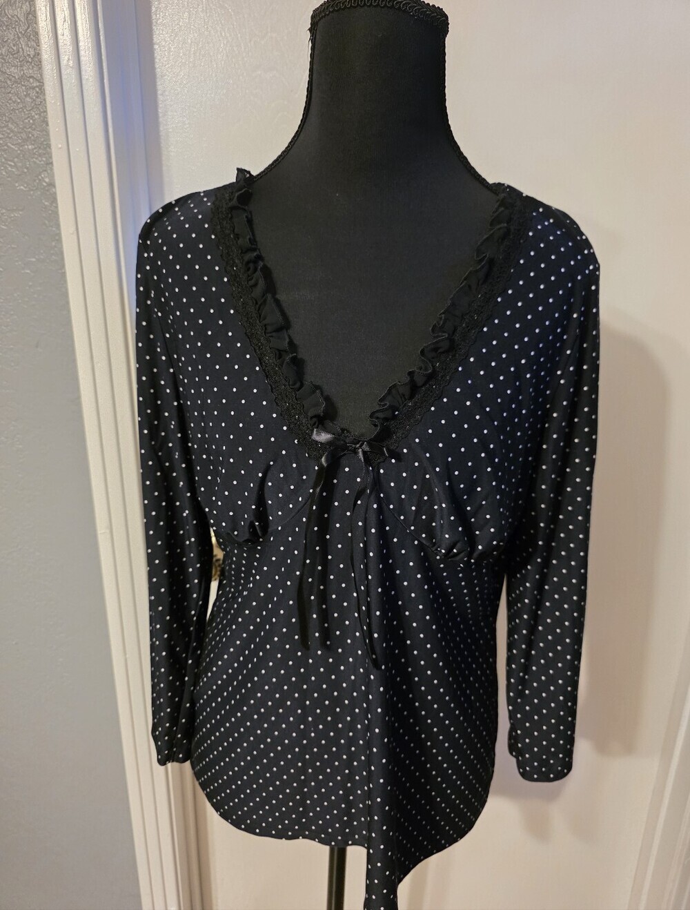 Studio Donatella Black White Polka Dot Ruffle V-Neck Top